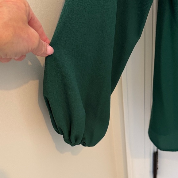 Elegant Deep Green Ruffle Blouse - Picture 4 of 4